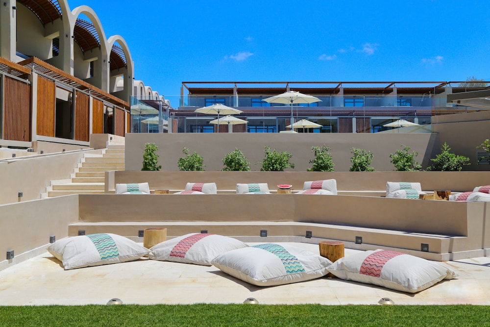 Domes Noruz Chania, Autograph Collection - Adults Only — Hotel building in Chania