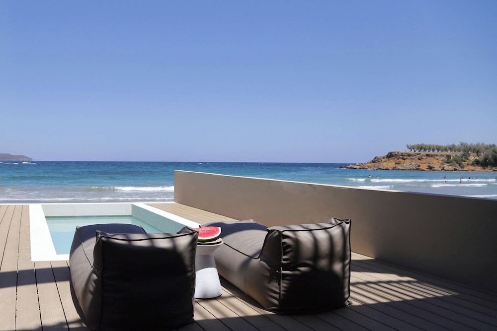 Domes Noruz Chania, Autograph Collection - Adults Only — Swimming pool in Chania