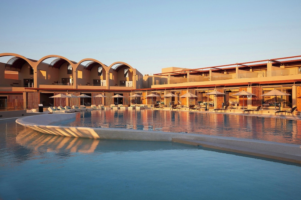 Domes Noruz Chania, Autograph Collection - Adults Only — Swimming pool in Chania