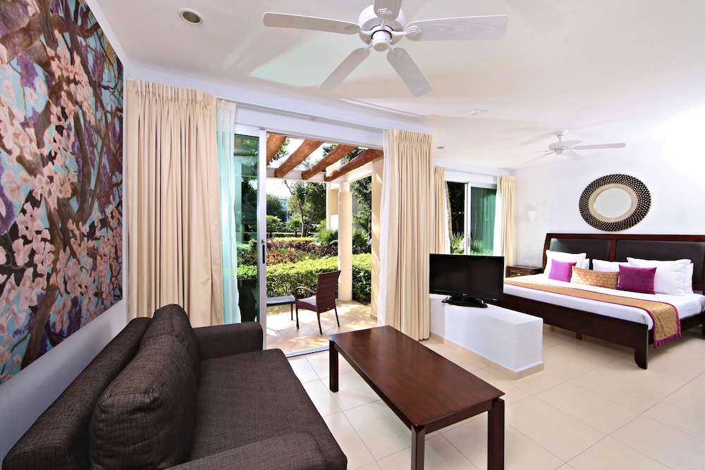 Bahia Principe Escape Sian Ka’an - Hyatt Inclusive Collection - Adults Only - All Inclusive — Hotel rooms in Akumal, Quintana Roo