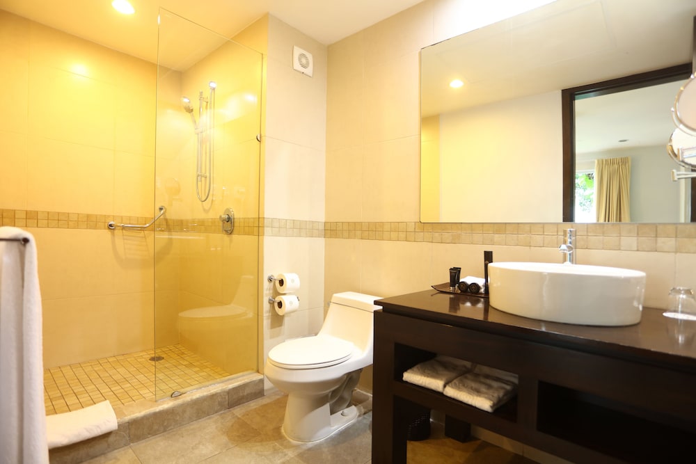 Bahia Principe Escape Sian Ka’an - Hyatt Inclusive Collection - Adults Only - All Inclusive — Hotel rooms in Akumal, Quintana Roo