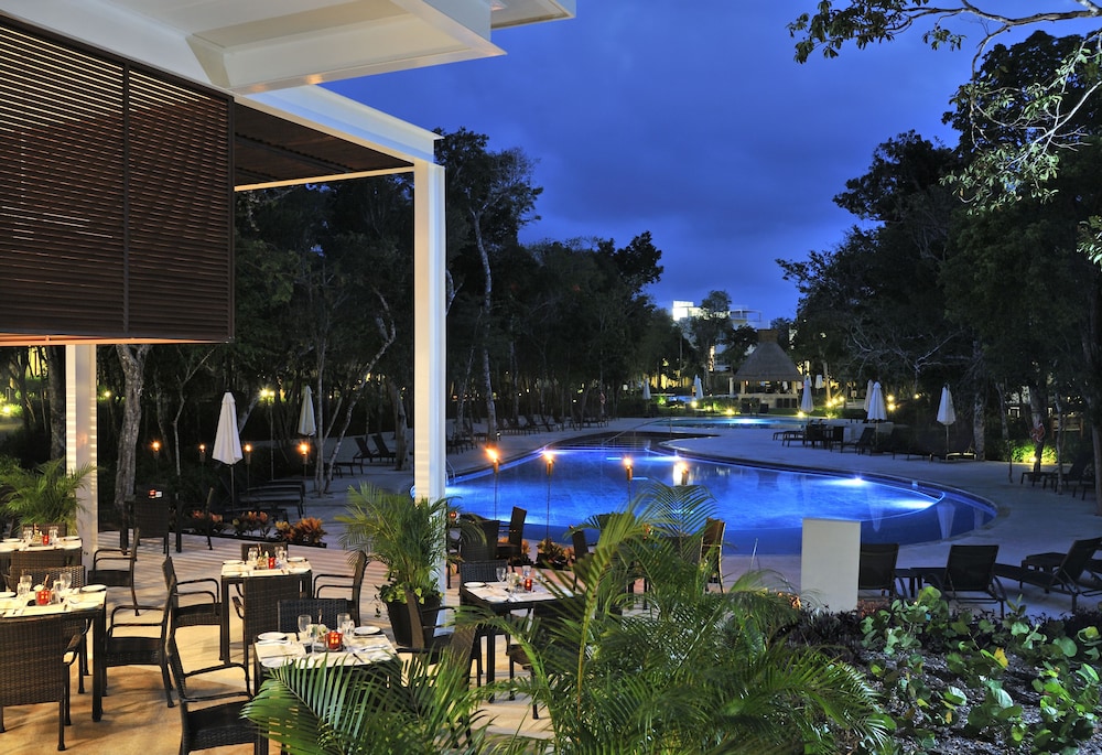 Bahia Principe Escape Sian Ka’an - Hyatt Inclusive Collection - Adults Only - All Inclusive — Restaurant & bars in Akumal, Quintana Roo
