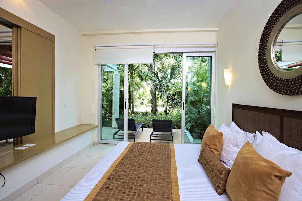 Bahia Principe Escape Sian Ka’an - Hyatt Inclusive Collection - Adults Only - All Inclusive — Hotel rooms in Akumal, Quintana Roo