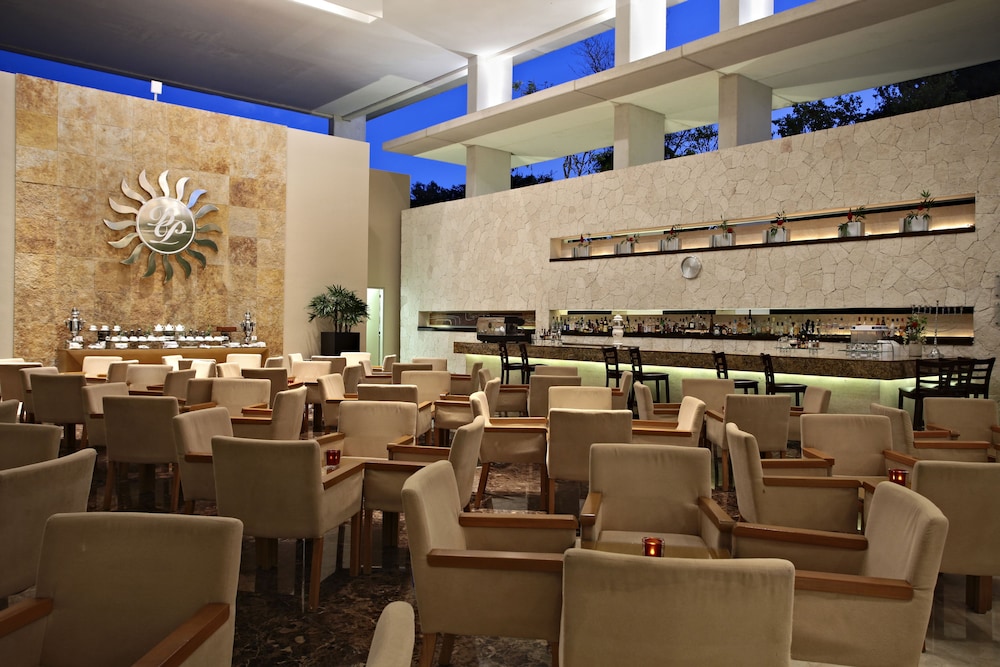 Bahia Principe Escape Sian Ka’an - Hyatt Inclusive Collection - Adults Only - All Inclusive — Restaurant & bars in Akumal, Quintana Roo