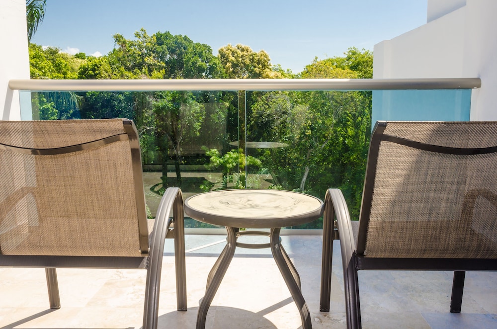 Princess Family Club Riviera - All Inclusive — Hotel rooms in Playa del Carmen, Quintana Roo