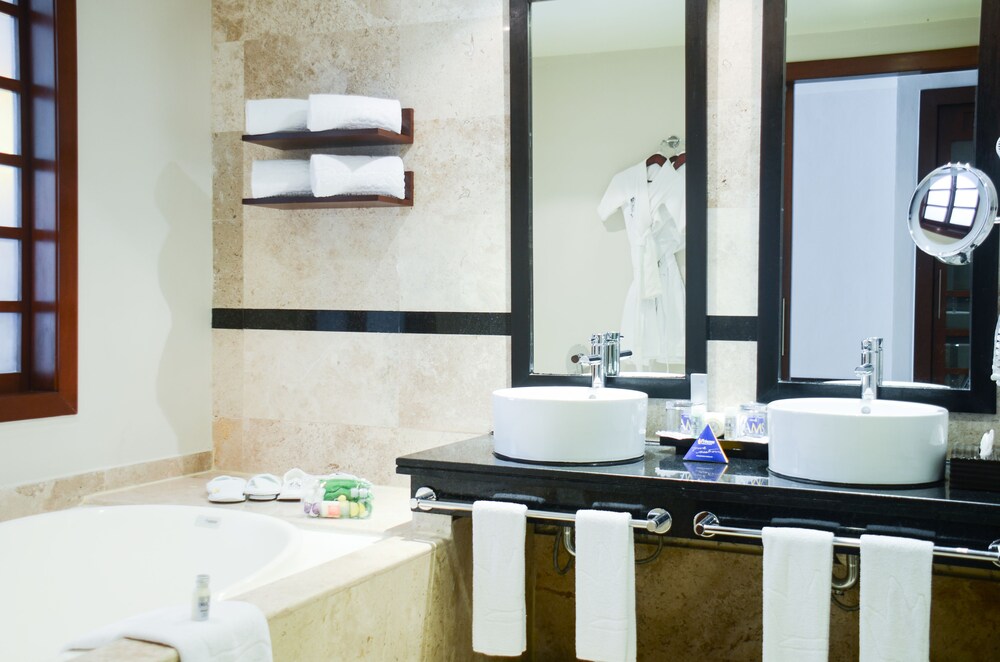 Princess Family Club Riviera - All Inclusive — Hotel rooms in Playa del Carmen, Quintana Roo