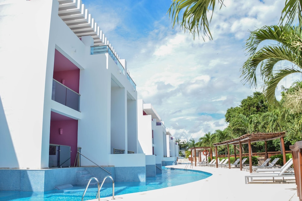 Princess Family Club Riviera - All Inclusive — Swimming pool in Playa del Carmen, Quintana Roo