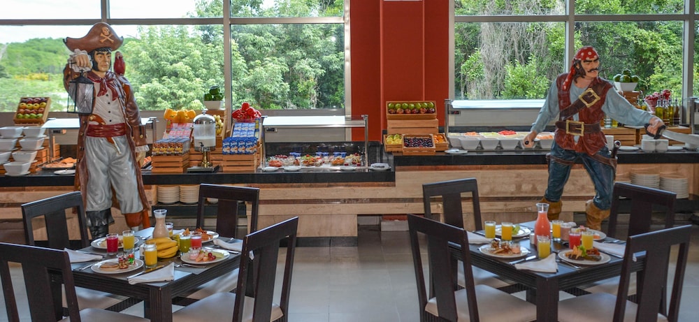Princess Family Club Riviera - All Inclusive — Restaurant & bars in Playa del Carmen, Quintana Roo