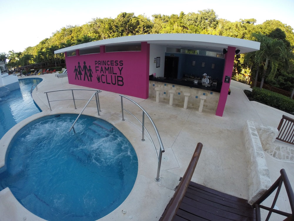 Princess Family Club Riviera - All Inclusive — Restaurant & bars in Playa del Carmen, Quintana Roo
