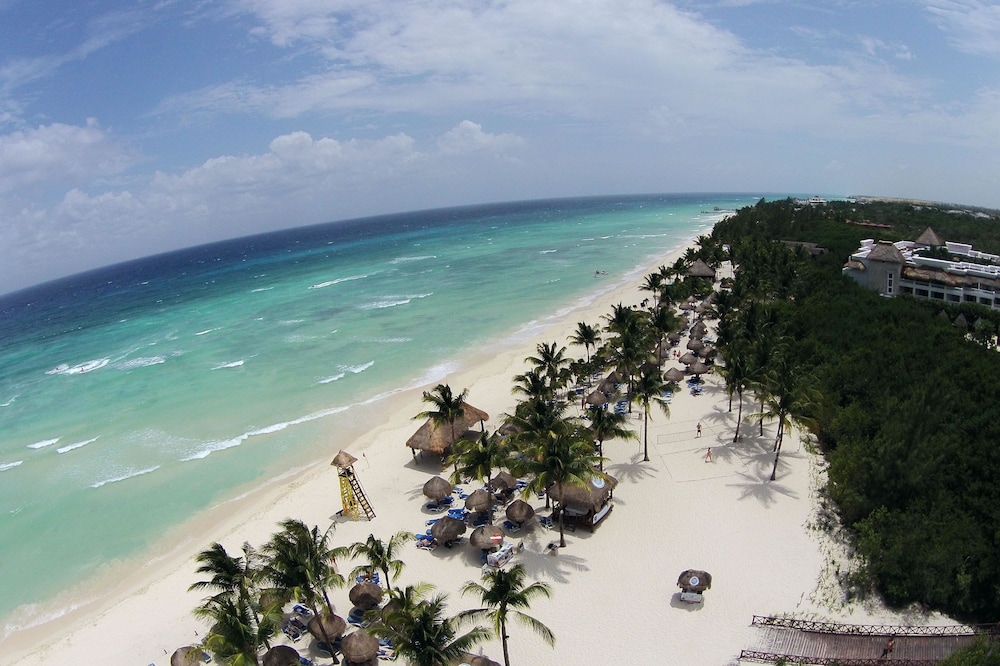 Princess Family Club Riviera - All Inclusive — Beach in Playa del Carmen, Quintana Roo