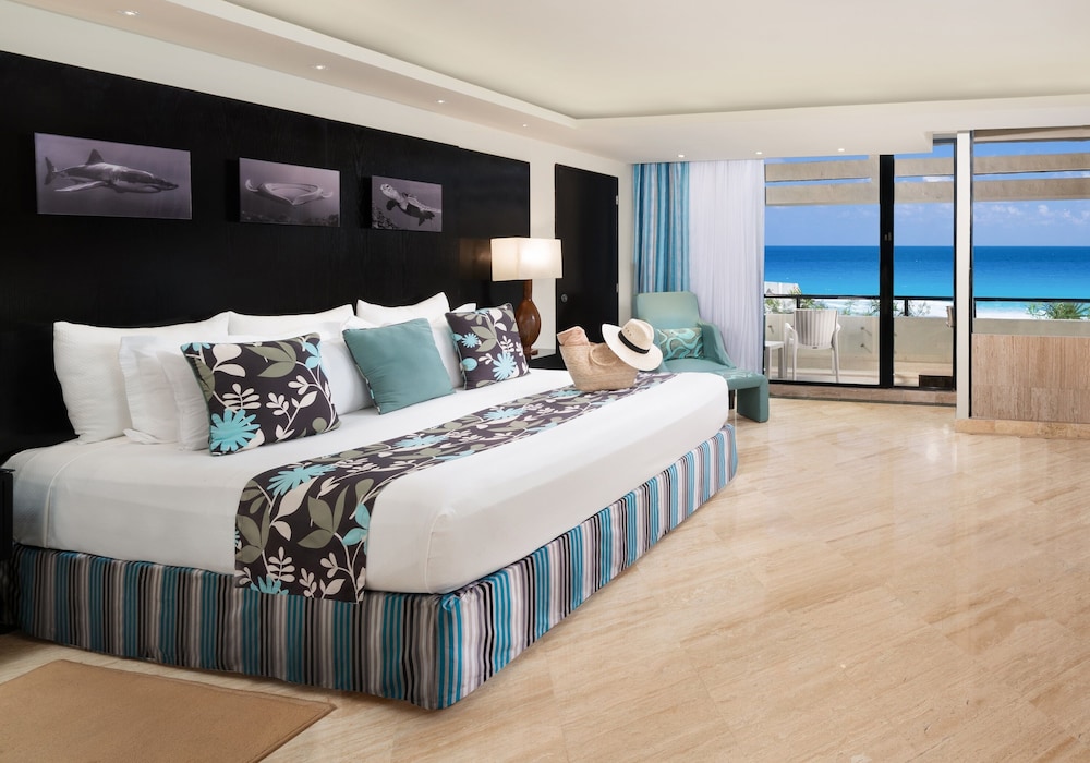 The Pyramid Cancun by Oasis - Gourmet Premium All Inclusive — Hotel rooms in Cancun, Quintana Roo