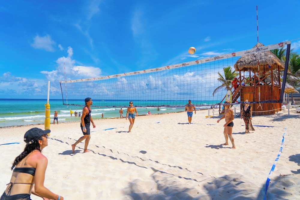 The Pyramid Cancun by Oasis - Gourmet Premium All Inclusive — Sports & recreation in Cancun, Quintana Roo