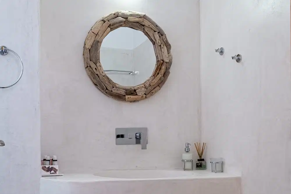 Santorini Crystal Blue — Hotel rooms in Kamari, South Aegean