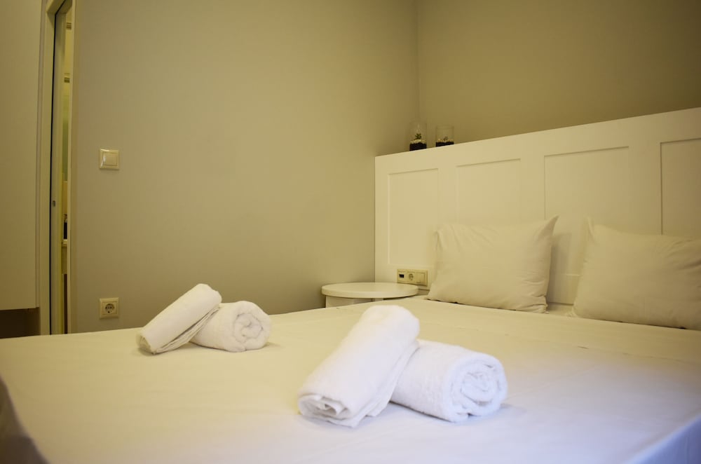 Candia Suites & Rooms — Hotel rooms in Heraklion
