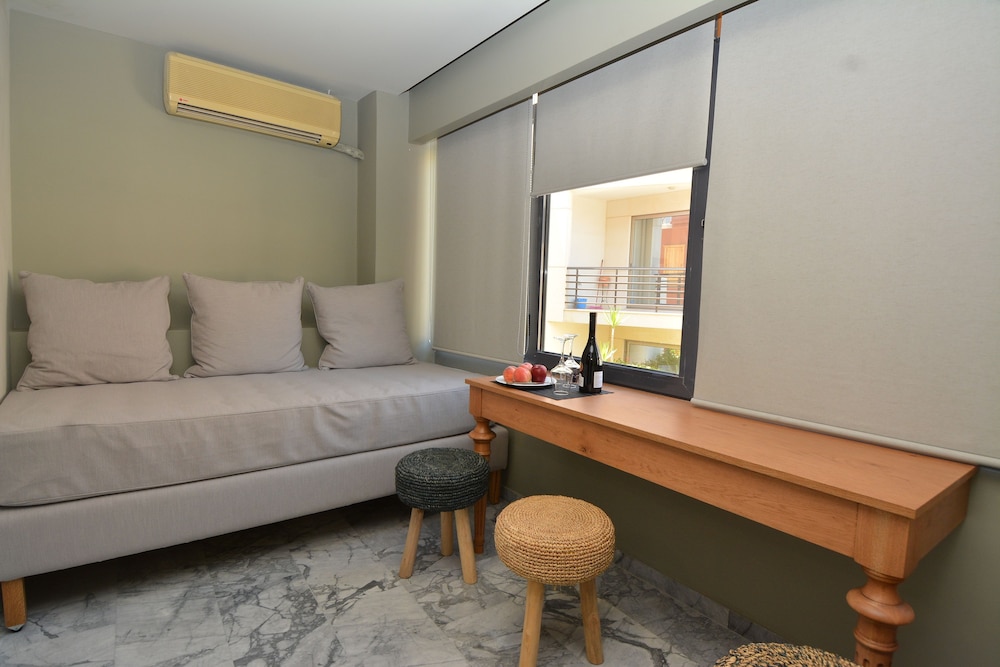 Candia Suites & Rooms — Hotel rooms in Heraklion