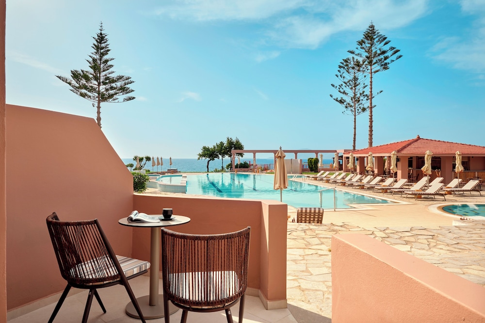 Zeus Kos Beach — Swimming pool in Mastichari, South Aegean