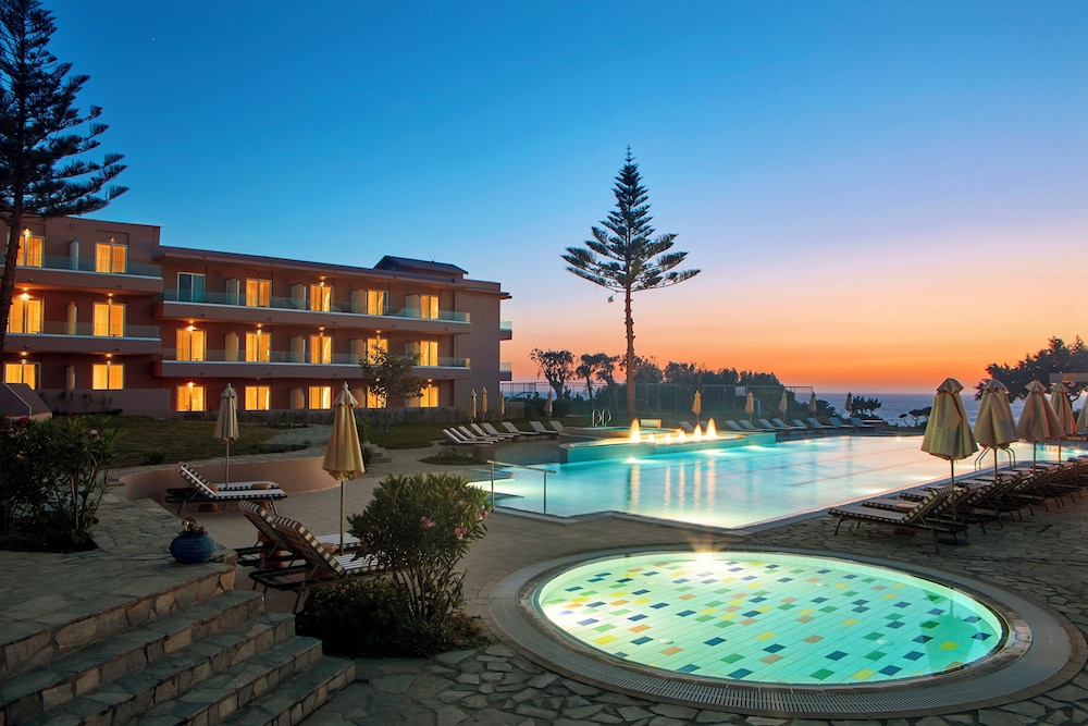 Zeus Kos Beach — Swimming pool in Mastichari, South Aegean
