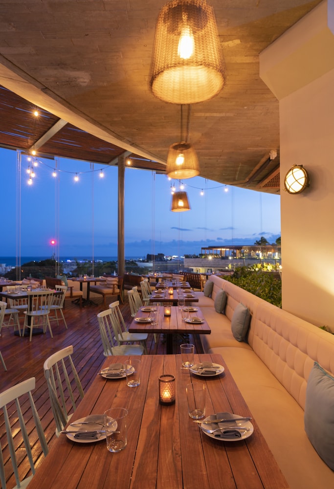 Hyatt Centric Playa del Carmen - Downtown House & Beach House — Restaurant & bars in Playa del Carmen, Quintana Roo