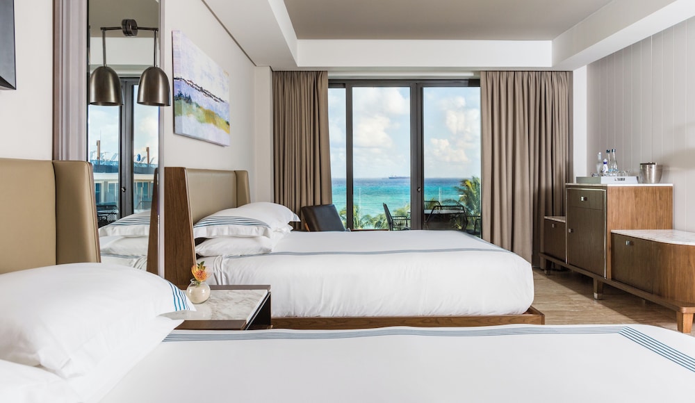 Hyatt Centric Playa del Carmen - Downtown House & Beach House — Hotel rooms in Playa del Carmen, Quintana Roo