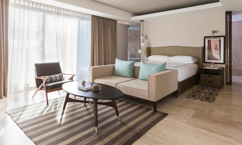 Hyatt Centric Playa del Carmen - Downtown House & Beach House — Hotel rooms in Playa del Carmen, Quintana Roo