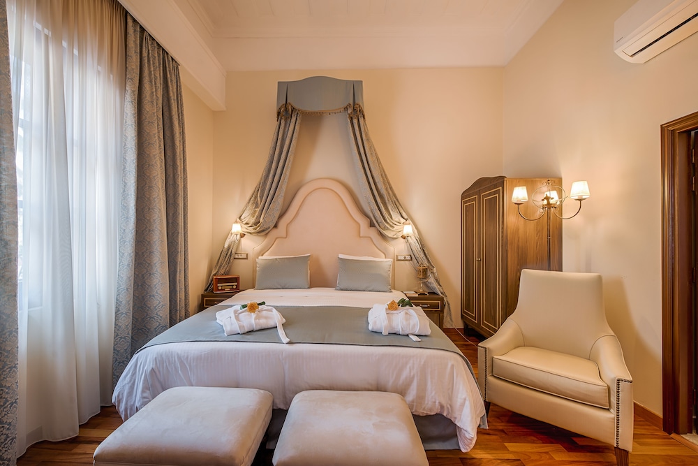Sperveri Boutique Hotel — Hotel rooms in Rhodes Town, South Aegean