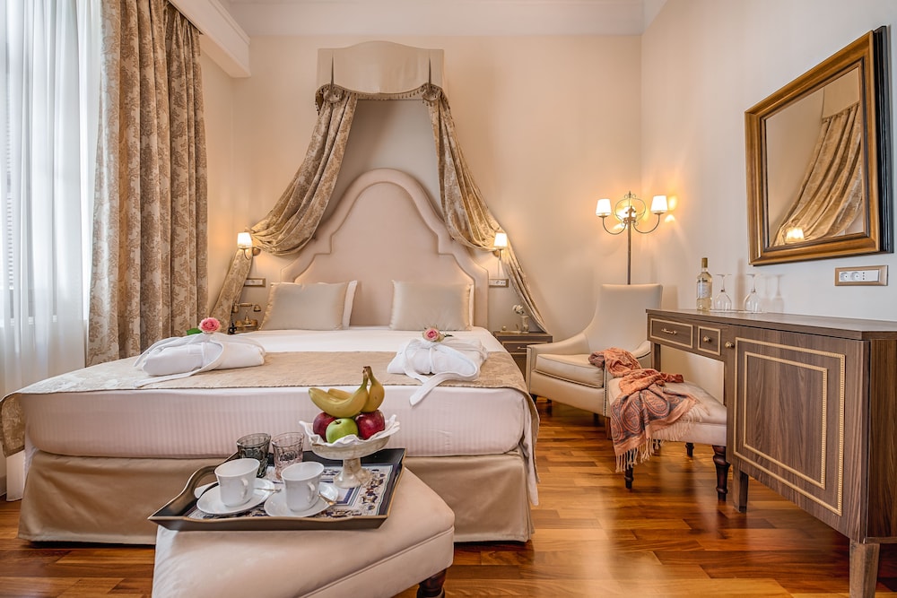 Sperveri Boutique Hotel — Hotel rooms in Rhodes Town, South Aegean