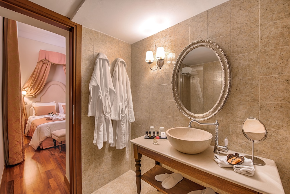 Sperveri Boutique Hotel — Hotel rooms in Rhodes Town, South Aegean