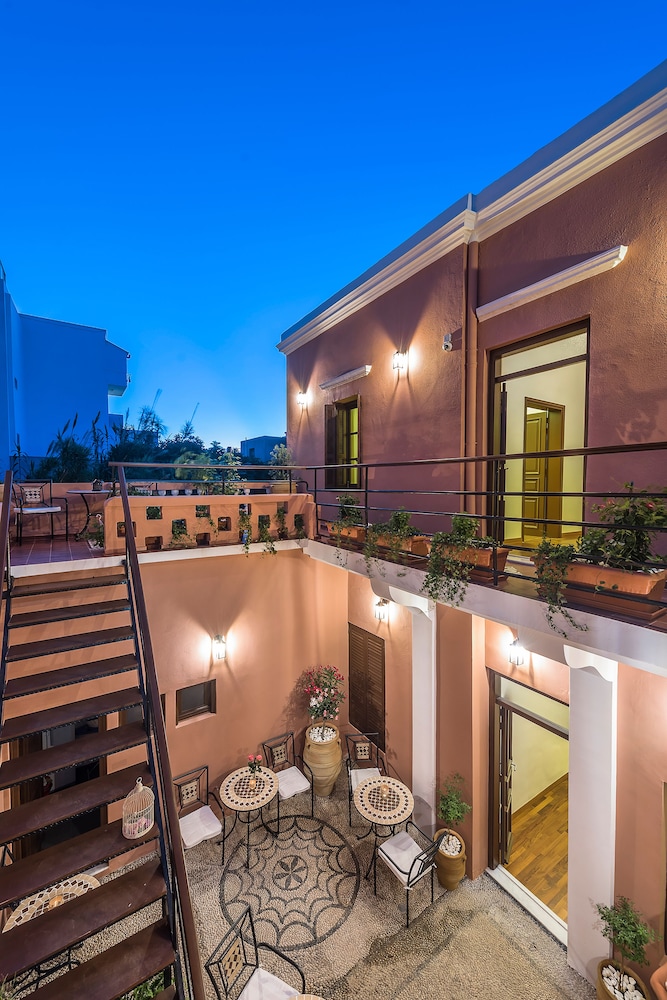 Sperveri Boutique Hotel — Hotel building in Rhodes Town, South Aegean