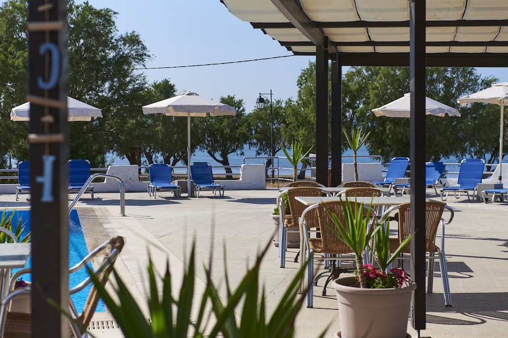 Kalloni Bay — Swimming pool in Lesvos Island
