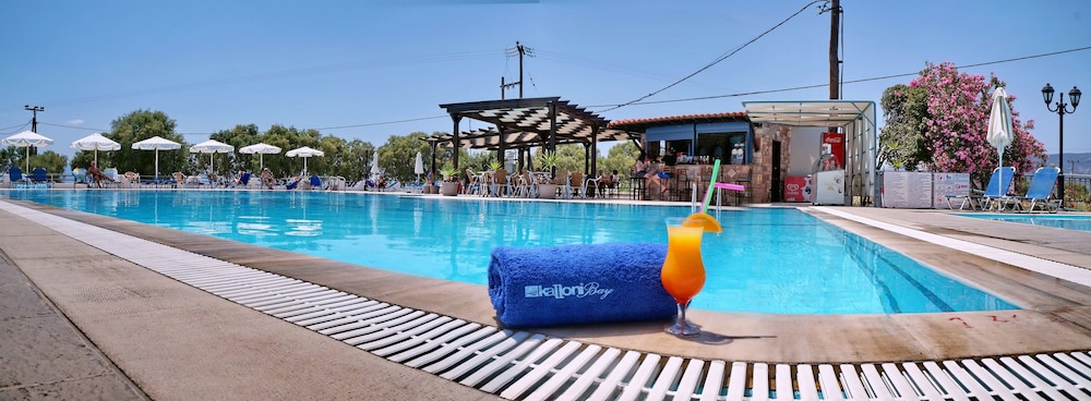 Kalloni Bay — Swimming pool in Lesvos Island