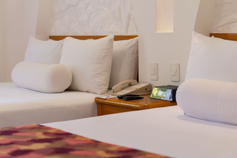 Sunset Fishermen Beach Resort Playa del Carmen - All inclusive — Hotel rooms in Playa del Carmen, Quintana Roo