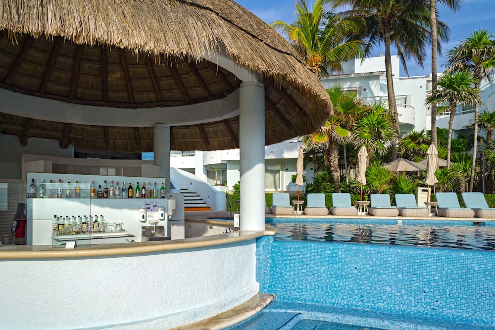Sunset Fishermen Beach Resort Playa del Carmen - All inclusive — Restaurant & bars in Playa del Carmen, Quintana Roo