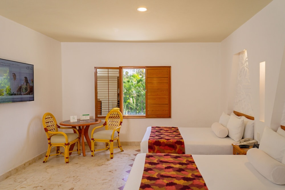 Sunset Fishermen Beach Resort Playa del Carmen - All inclusive — Hotel rooms in Playa del Carmen, Quintana Roo