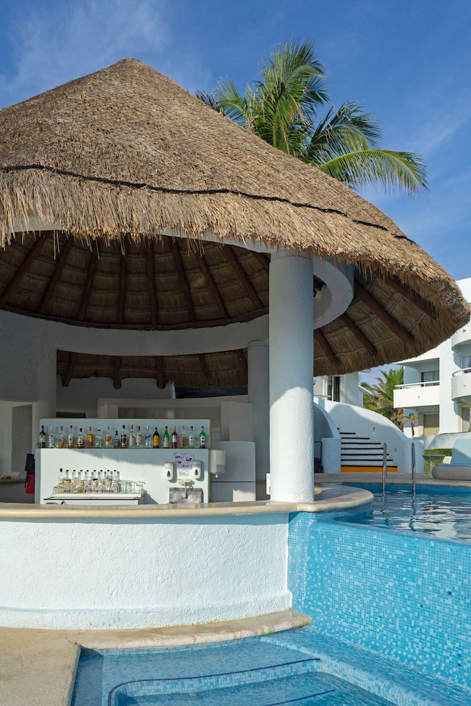 Sunset Fishermen Beach Resort Playa del Carmen - All inclusive — Restaurant & bars in Playa del Carmen, Quintana Roo