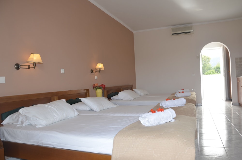 Jenny Hotel — Hotel rooms in Laganas, Ionian Islands