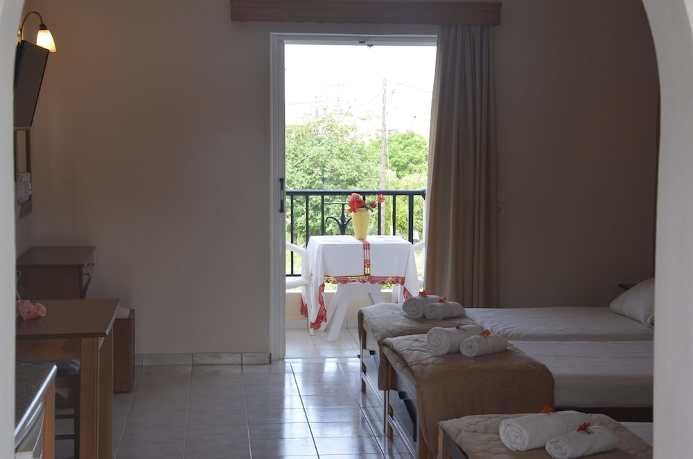 Jenny Hotel — Hotel rooms in Laganas, Ionian Islands