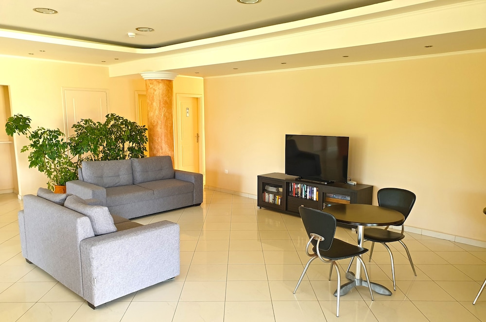 Jenny Hotel — Hotel rooms in Laganas, Ionian Islands