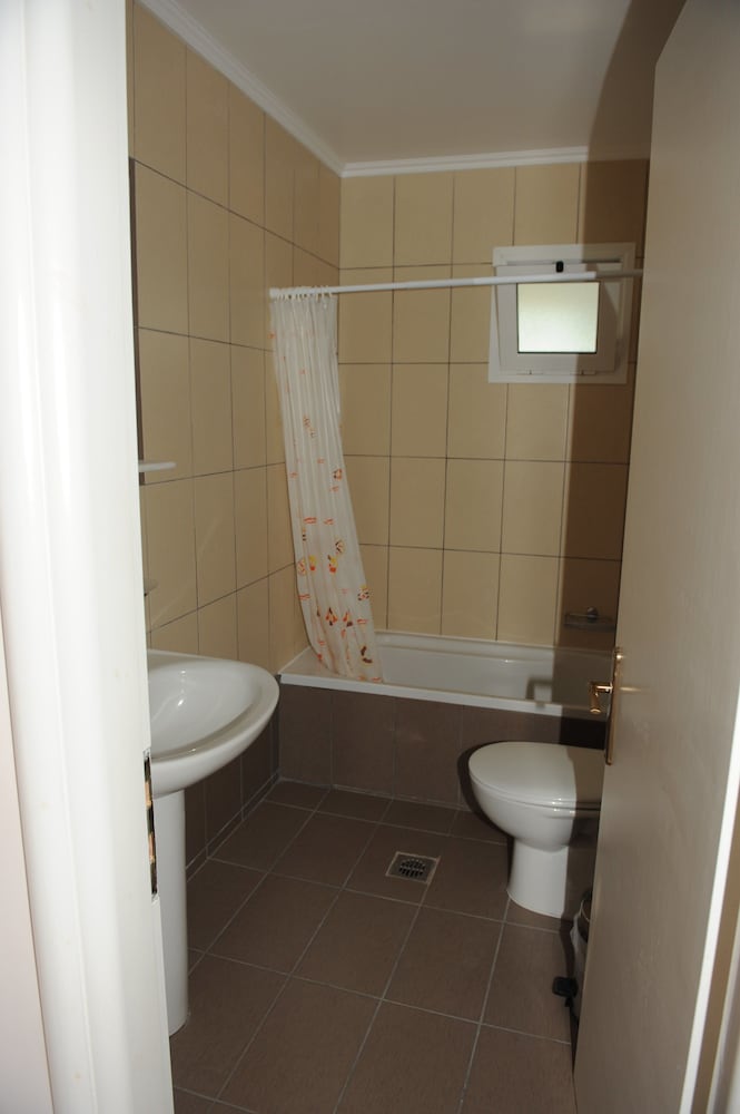 Jenny Hotel — Hotel rooms in Laganas, Ionian Islands