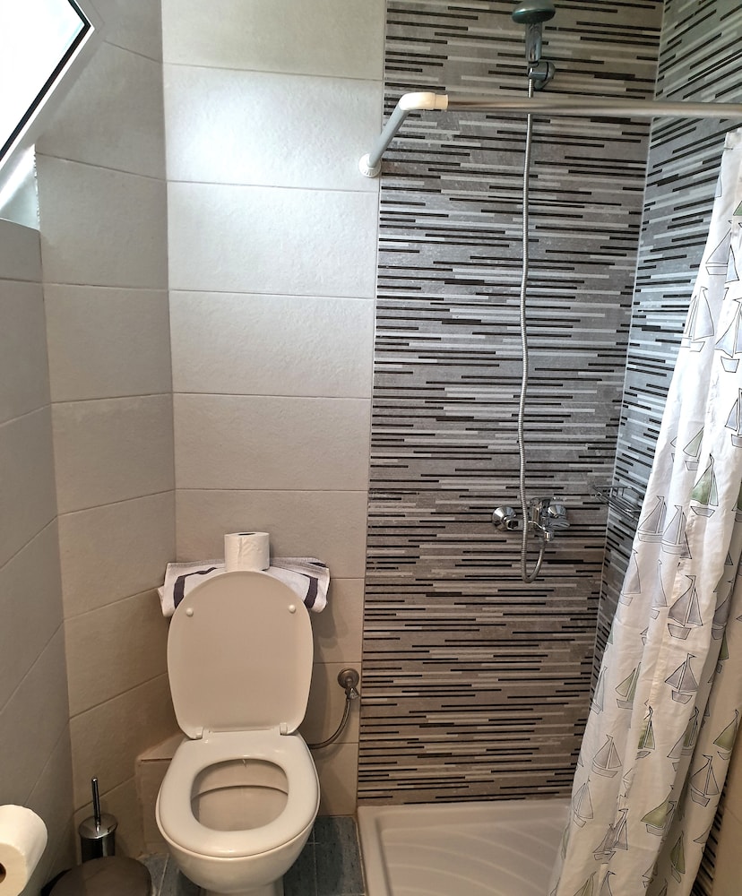 Jenny Hotel — Hotel rooms in Laganas, Ionian Islands