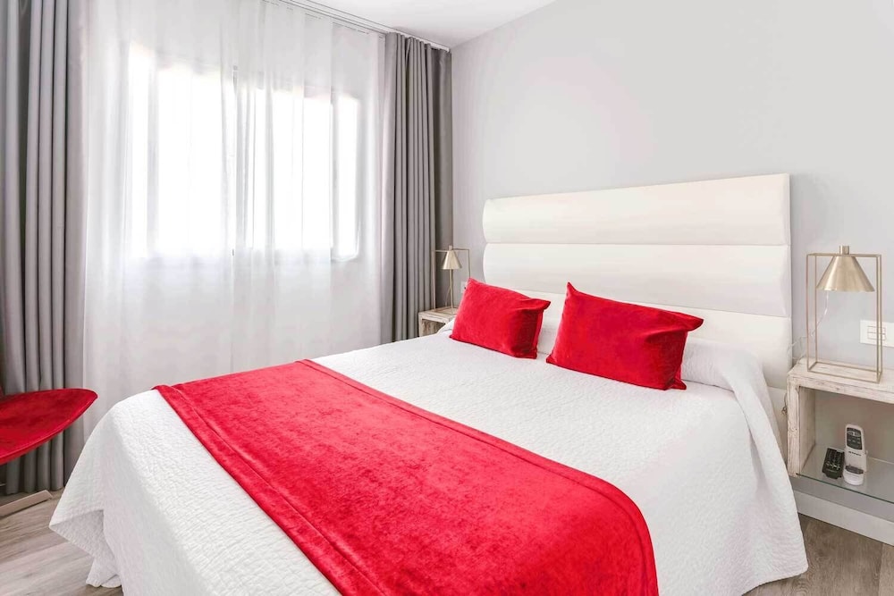 Bristol Sunset Beach — Hotel rooms in Corralejo, Canary Islands