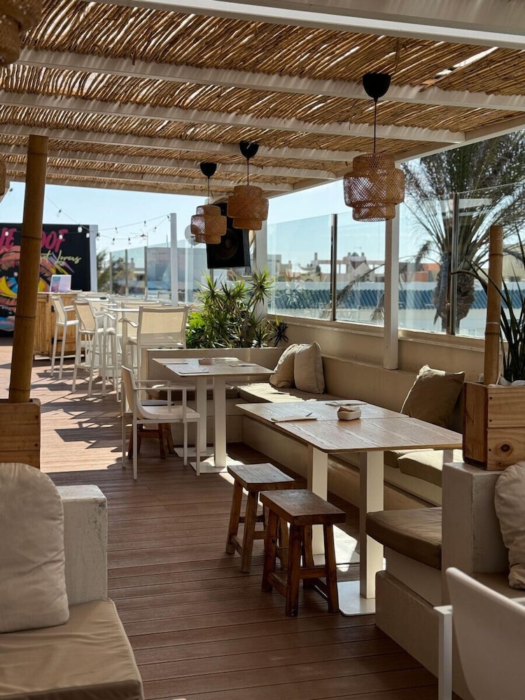 Bristol Sunset Beach — Restaurant & bars in Corralejo, Canary Islands