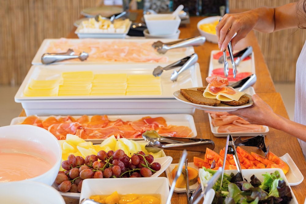 Bristol Sunset Beach — Restaurant & bars in Corralejo, Canary Islands
