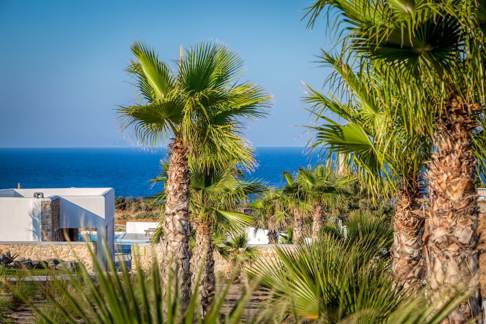 Desiterra Resort & Spa — Beach in Karterados, South Aegean