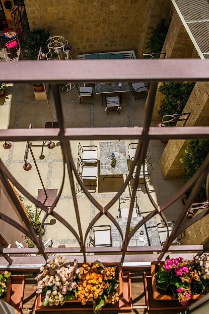 Sette Venti Boutique Hotel — Restaurant & bars in Chania
