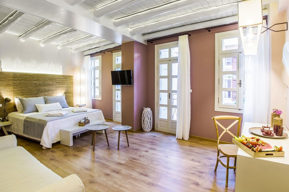 Sette Venti Boutique Hotel — Hotel rooms in Chania