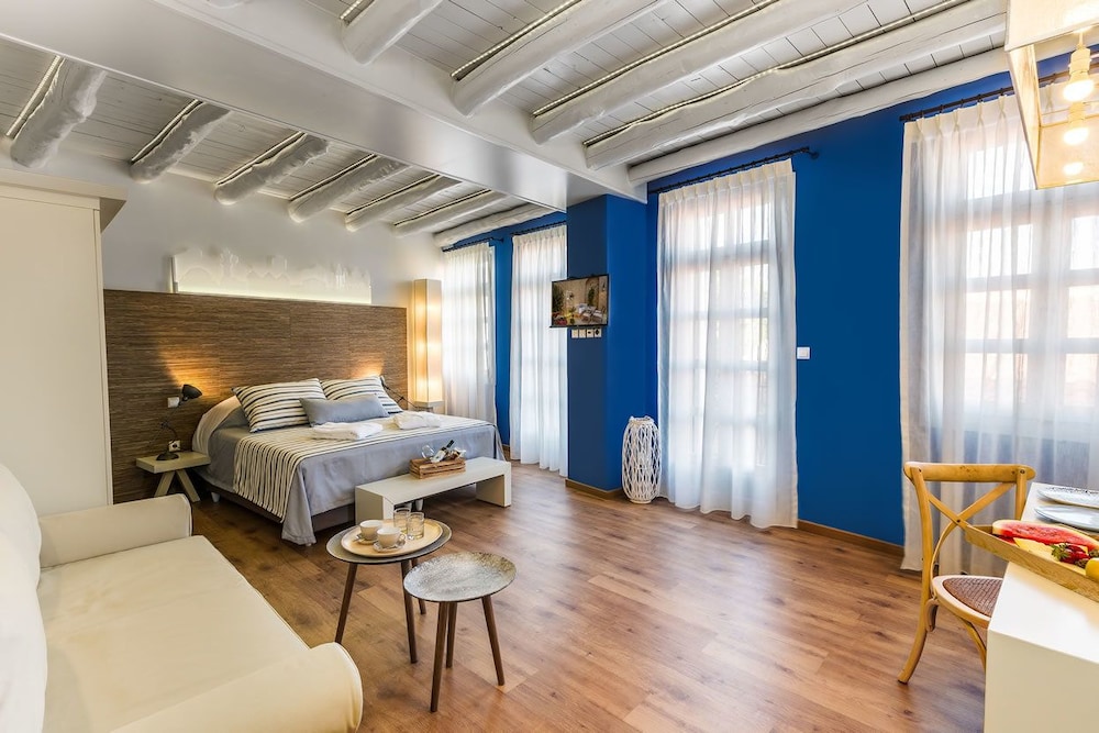 Sette Venti Boutique Hotel — Hotel rooms in Chania
