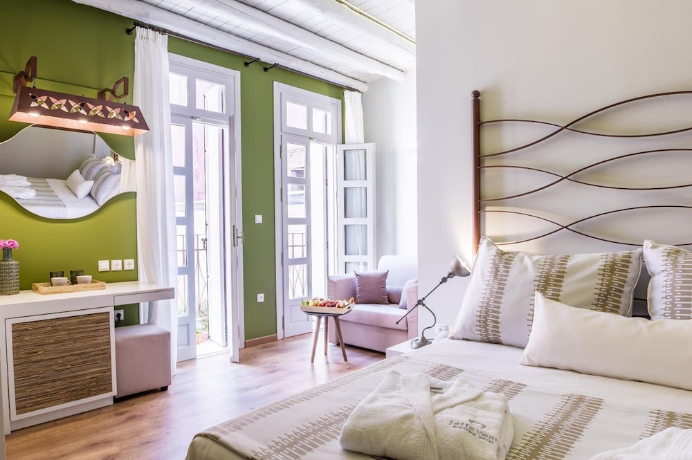 Sette Venti Boutique Hotel — Hotel rooms in Chania