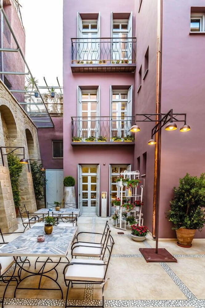 Sette Venti Boutique Hotel — Hotel building in Chania