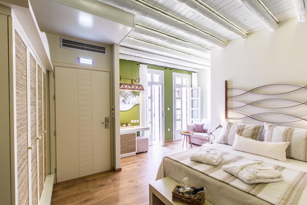 Sette Venti Boutique Hotel — Hotel rooms in Chania