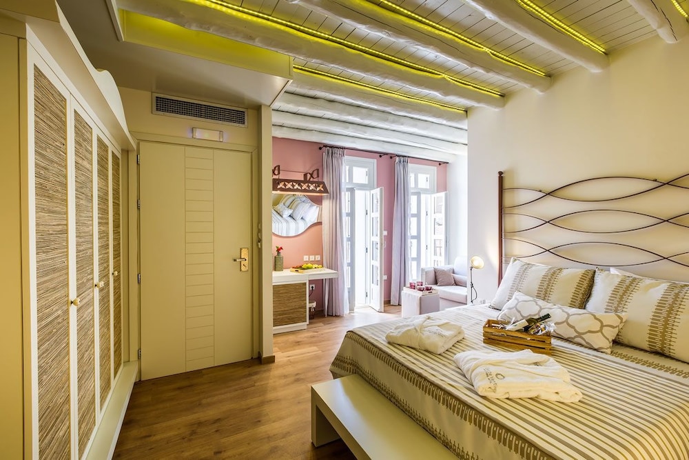 Sette Venti Boutique Hotel — Hotel rooms in Chania